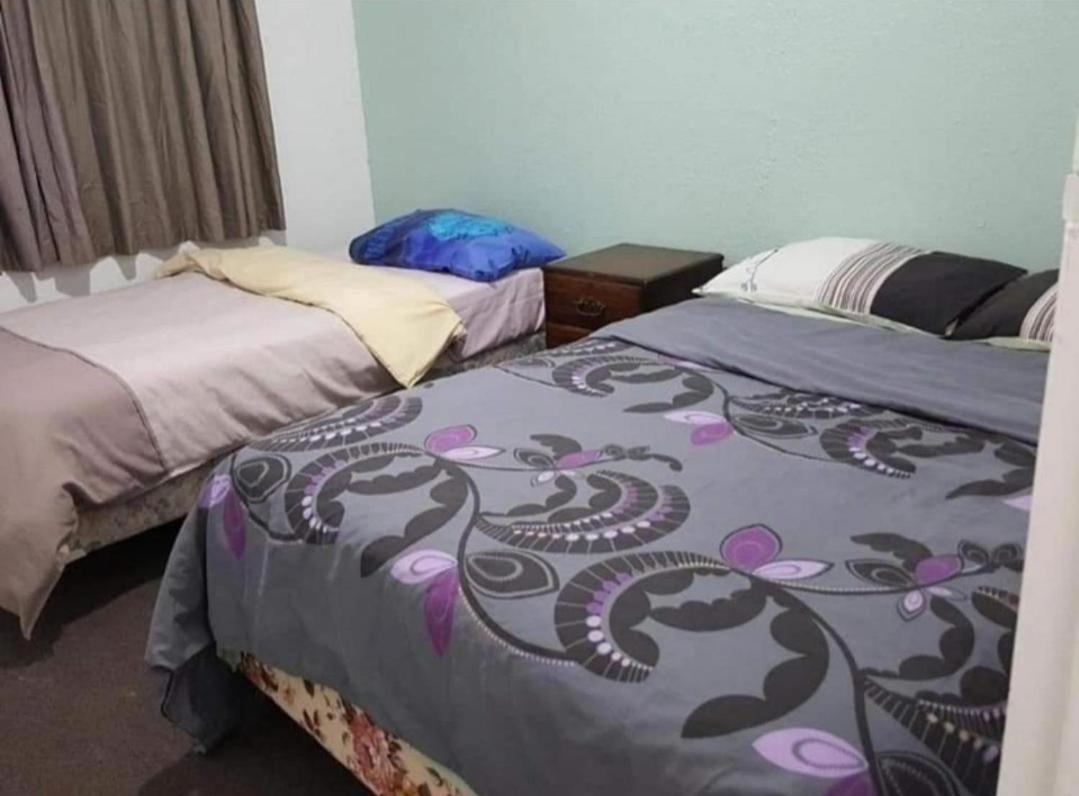טאורנגה Mount Budget Accommodation מראה חיצוני תמונה